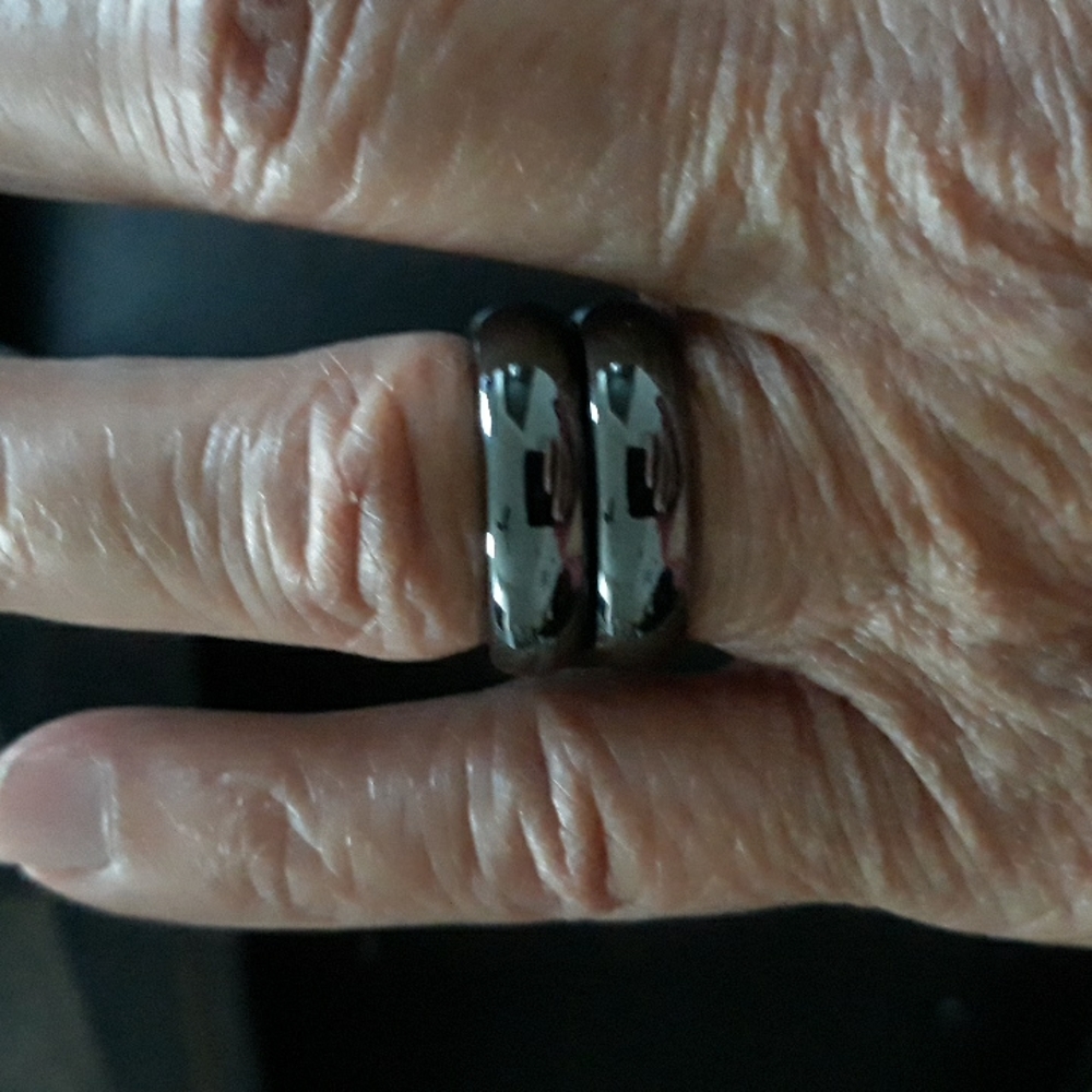 two hematite rings